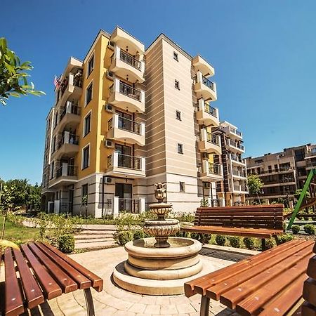 South Star Apartments نيسيبار المظهر الخارجي الصورة