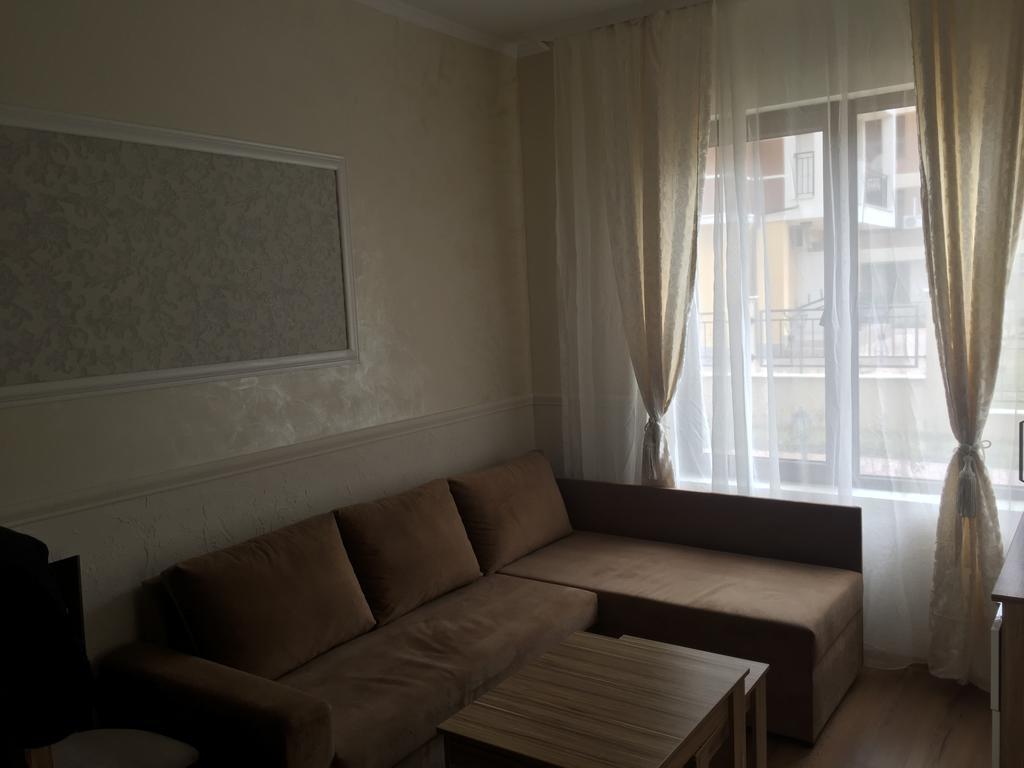 South Star Apartments نيسيبار المظهر الخارجي الصورة