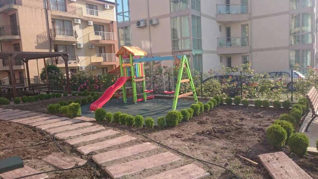South Star Apartments نيسيبار المظهر الخارجي الصورة